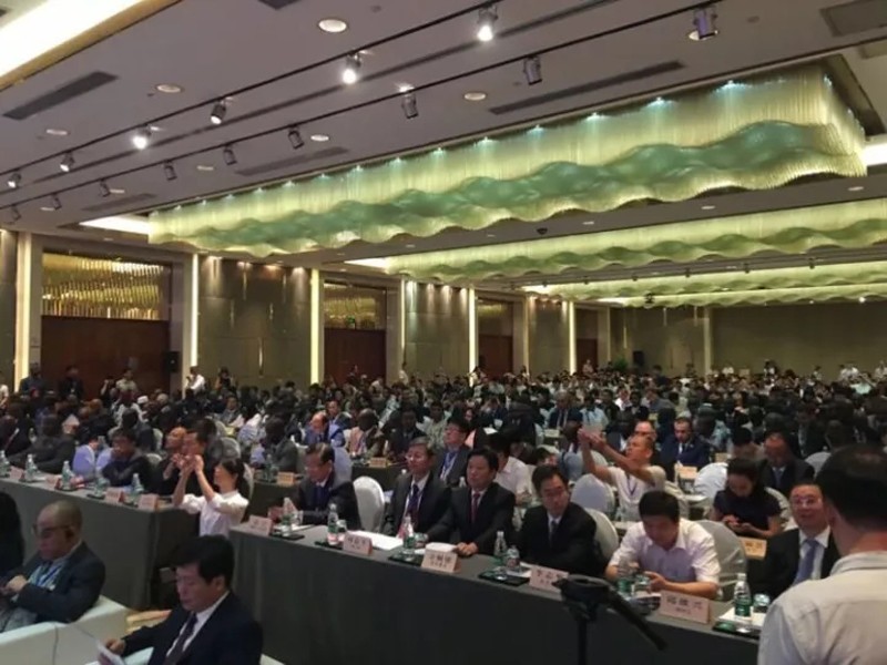 中非地產對接亮化工程 中非地產對接亮化工程